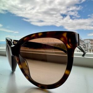 Prada Brown Tortoiseshell Sunglasses with Gradient Lenses